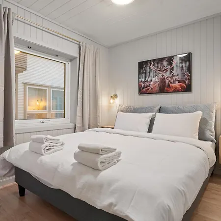 Arctic Homes - Nordic Oasis Apartment